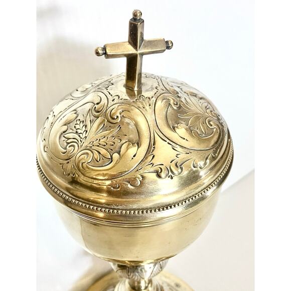 Antique Ciborium Sterling & Gold Vermeil Catholic Church Ornate Embossed Chalice - Picture 2 of 9